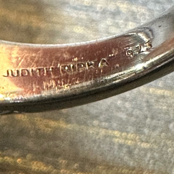 JUDITH RIPKA Sterling Silver Black Onyx & CZ Ring Size 6.5 - Picture 4 of 6